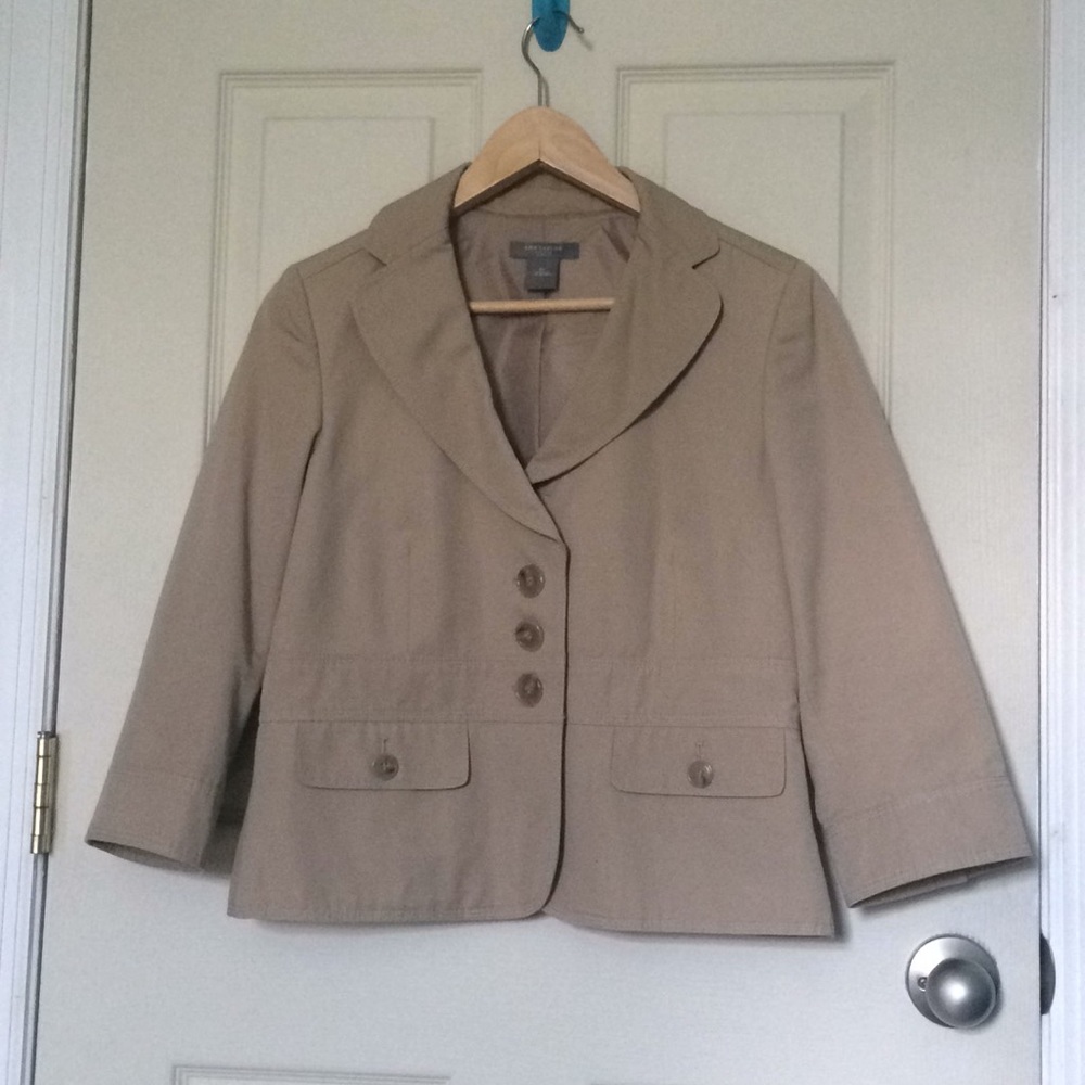 🧥🌟Ann Taylor Khaki Blazer🌟🧥